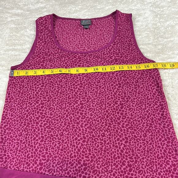 Fluent Life Essentials Cheetah print asymmetrical hem shift dress, size small - Picture 5 of 8